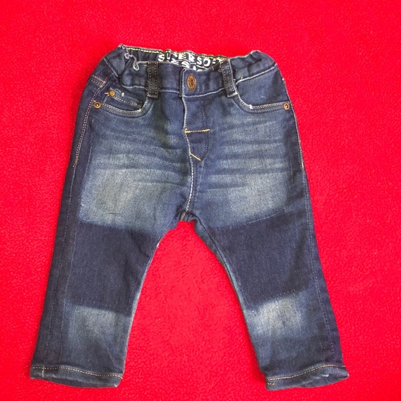 SOLD - H&M Jeans - Picture 4 of 7